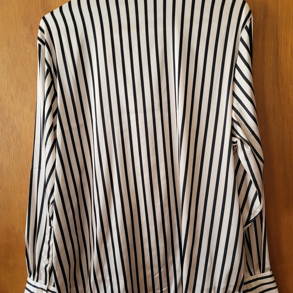 H&M Black and Cream Striped Blouse - Picture 3 of 5